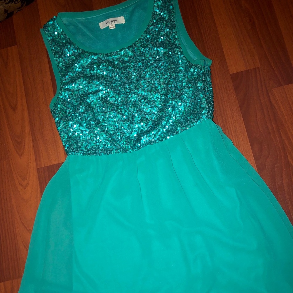 Kinda of a formal or casual Dress